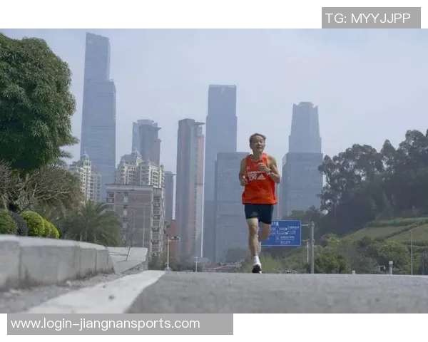 南京攀岩队逆袭之旅在运动城市马拉松中展现非凡实力与拼搏精神 南京攀岩队逆袭之旅在运动城市马拉松中展现非凡实力与拼搏精神