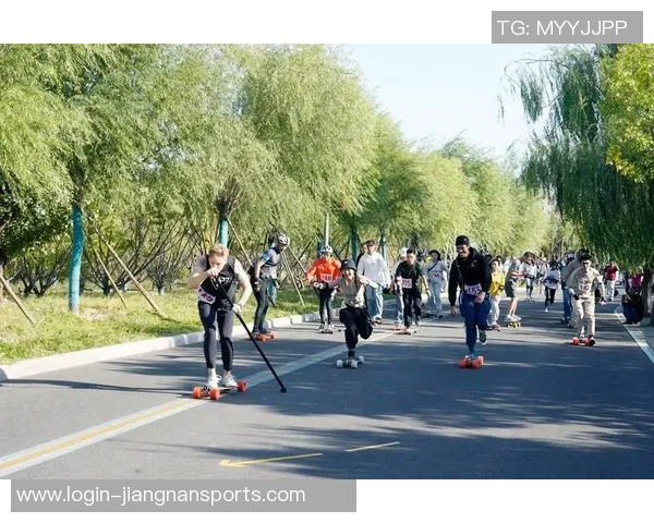 运动城市马拉松中杭州滑板队耐力表现的精彩点评与分析